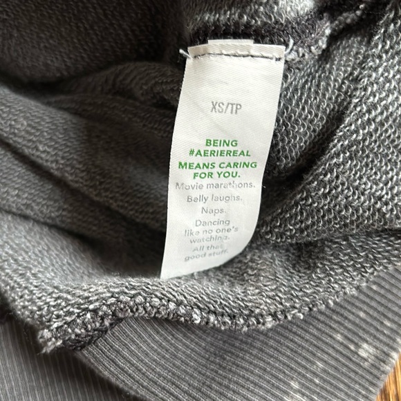 Aerie x Keith Haring NYC Dark Gray Art to Wear Grunge Distressed Sweatshirt XS - Picture 7 of 11